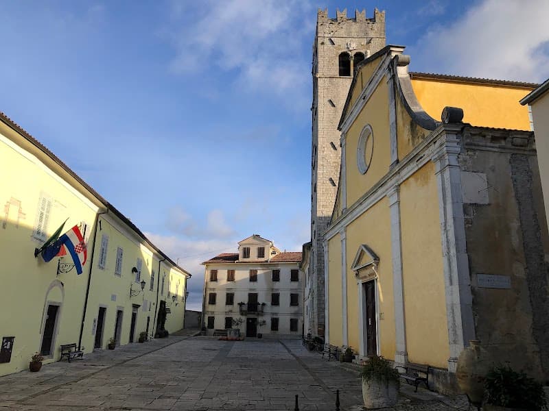 Motovun: povijest u pokretu