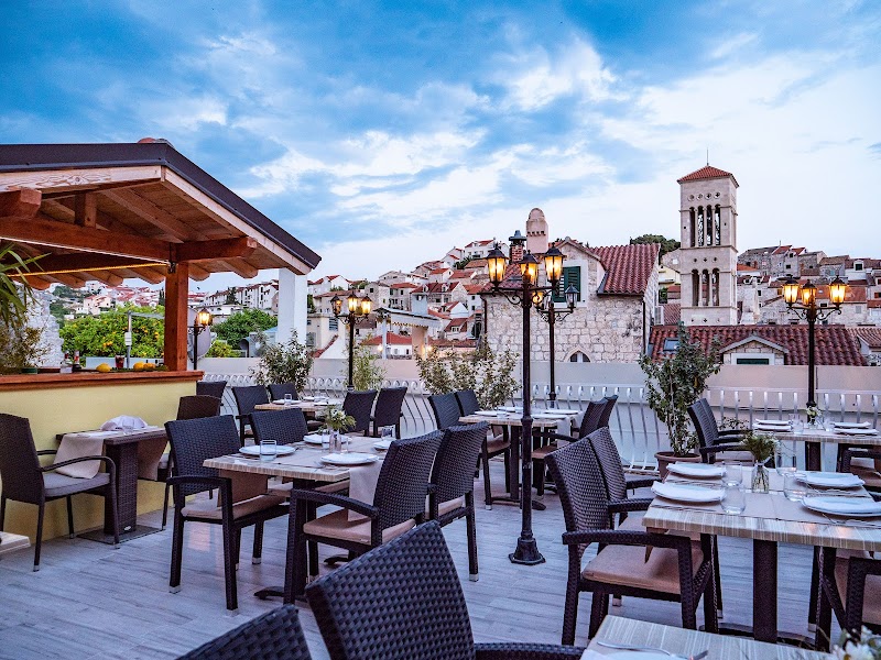 Faria Garden and Terrace