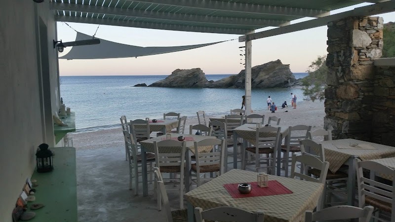 Agios Nikolaos Taverna Folegandros