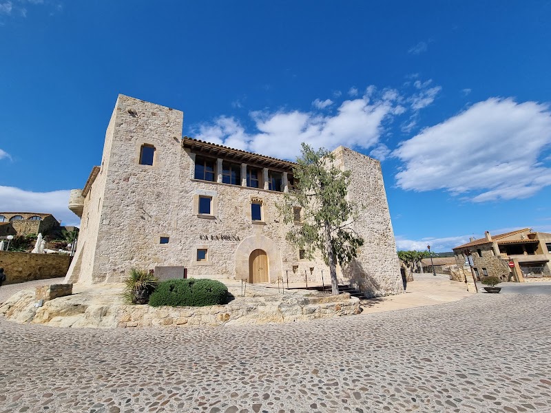 Casa de Cultura - Ca la Pruna