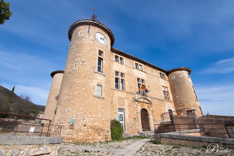 Chateau de Rustrel